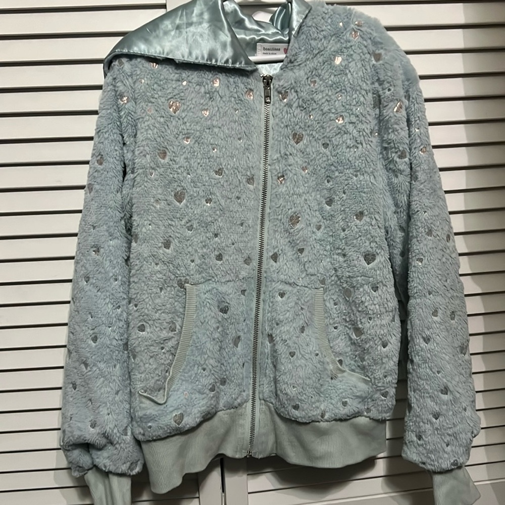 Kids heart zip up sweater xl
